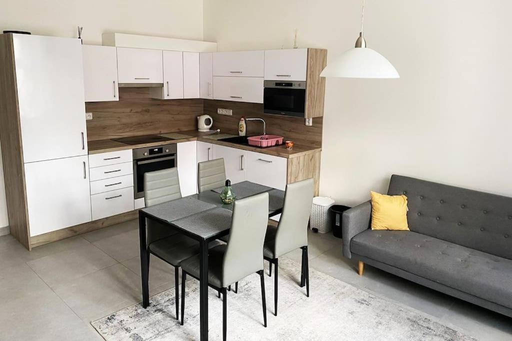 Spacious 2Br Apartment 6Min From Prague Castle! Buitenkant foto